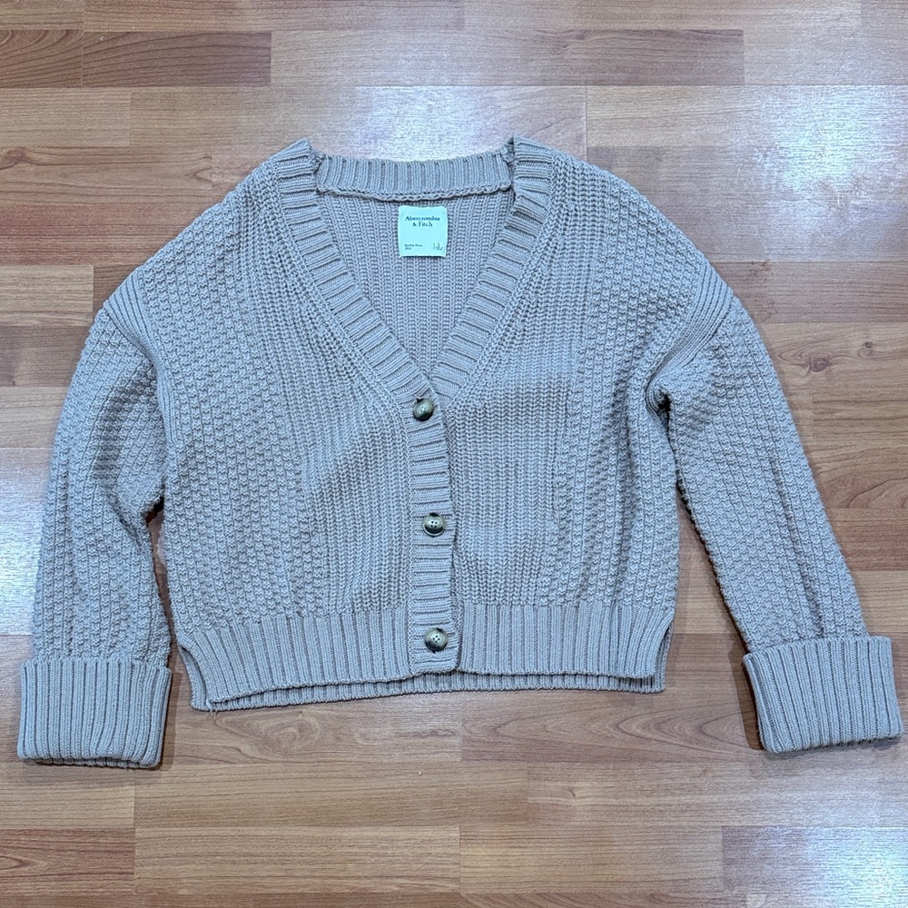 Abercrombie & Fitch Cameron Taupe Cropped Chunky V-Neck Cardigan